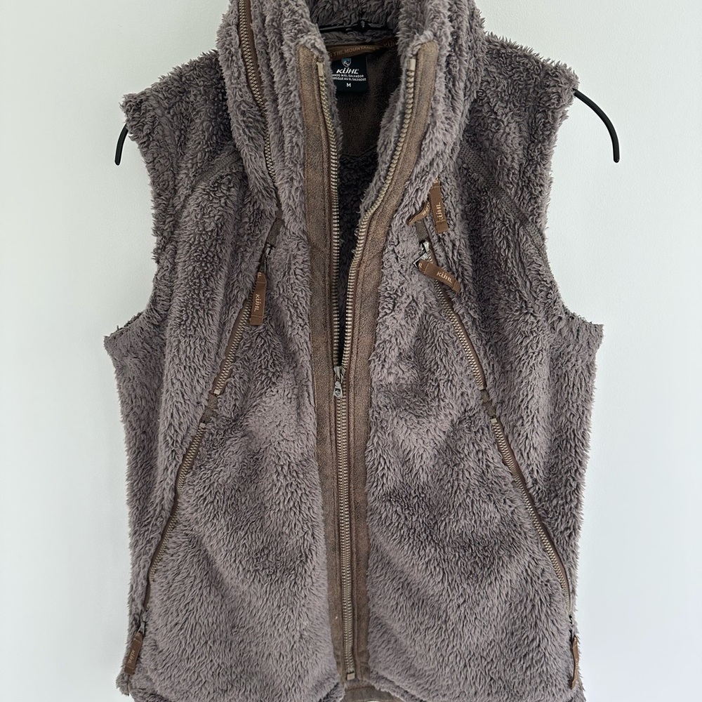 Kuhl Cozy Dark Green and Brown Sherpa Vest
